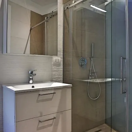 Sevi Modern Stay Bari Exterior photo